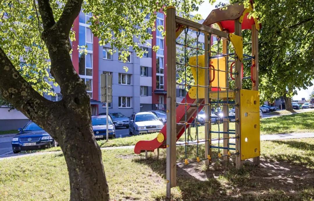 Appartamento Panevezio G Prie Parko, Panevezio Str By The Park Klaipėda Esterno foto